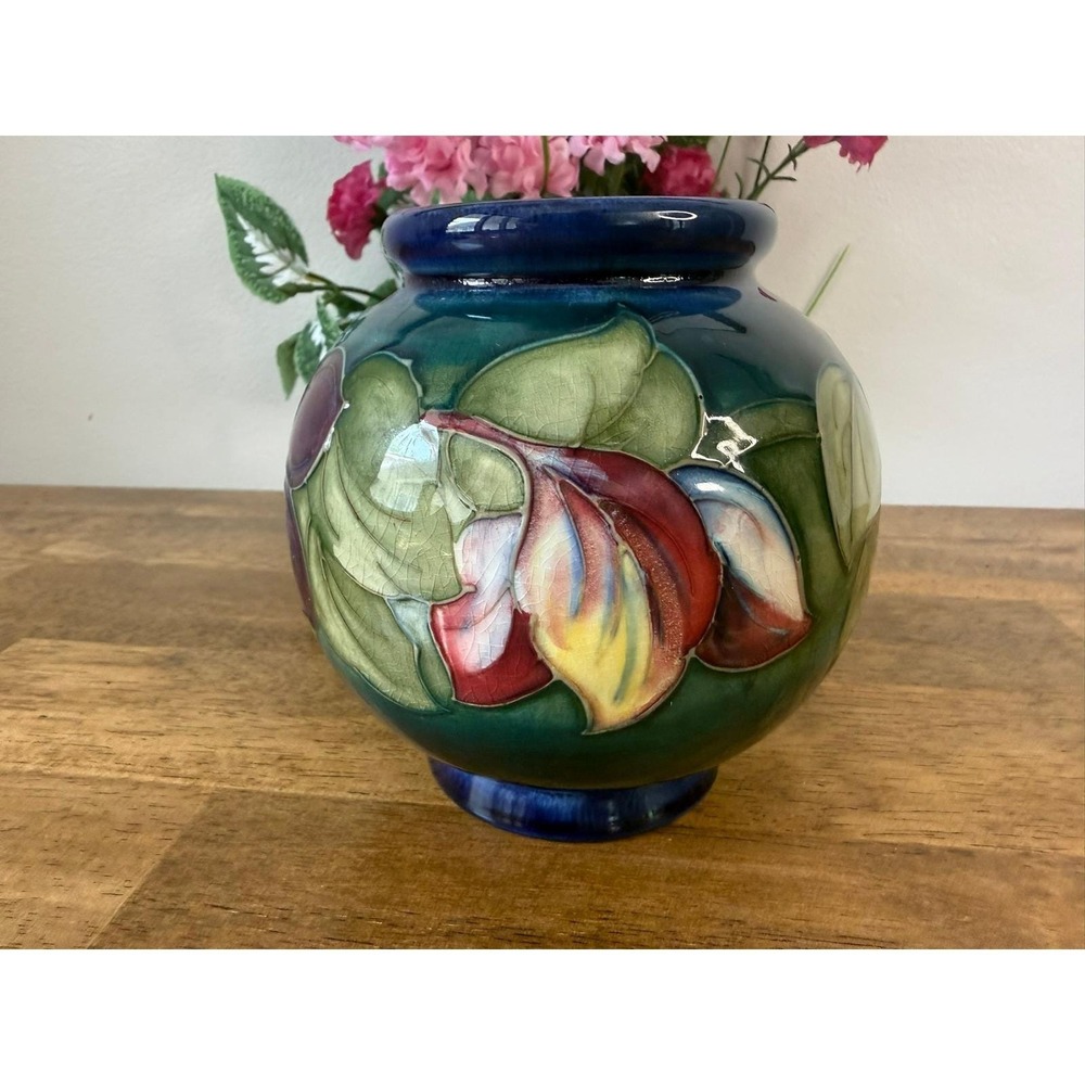 Signed Moorcroft Hibiscus Vase England Tube Lined Floral Art Pottery Vintage